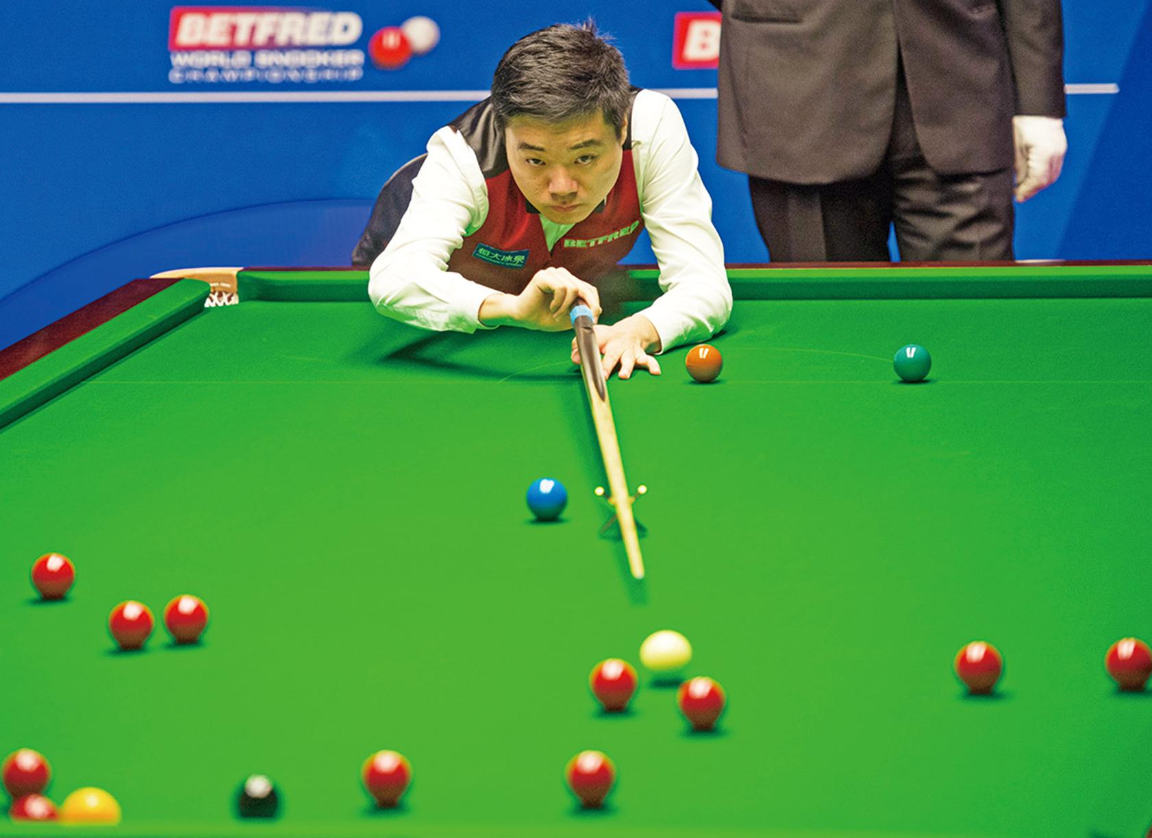 而被主裁判 而被主裁判