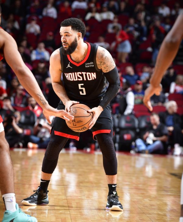 篇章还远远 篇章还远远