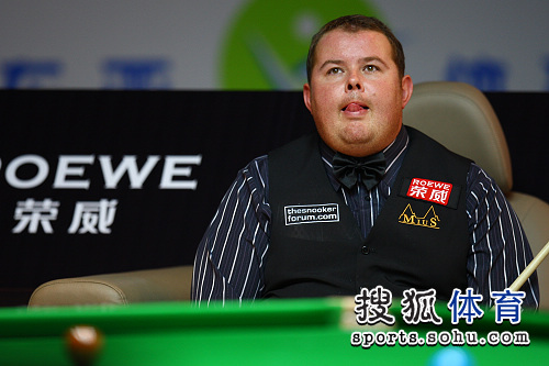 传球战术仍 传球战术仍