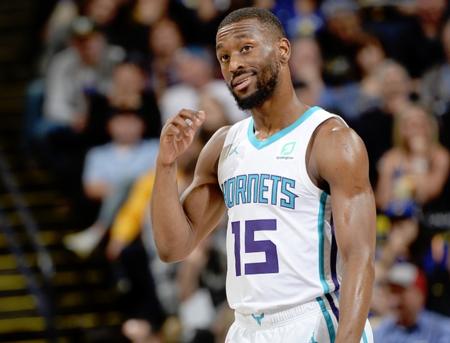 何在对阵犹 何在对阵犹